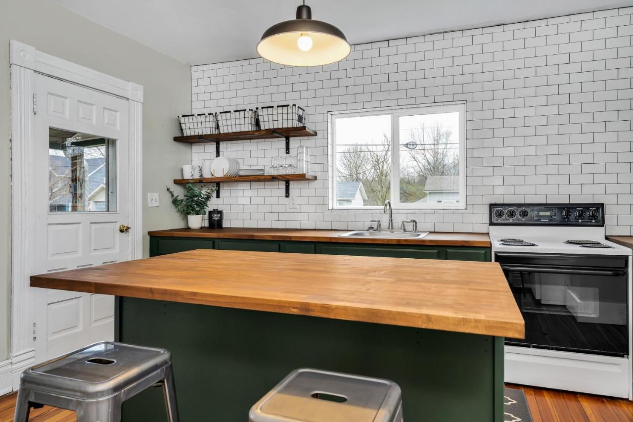 Enchanting Bungalow - 2Br Historic Hidden Gem Xenia Exterior photo